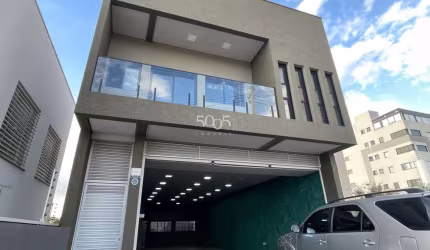 Imóvel comercial e residencial para locação no Bairro Itu Novo Centro, com 277m² de área construída, em um terreno de 200m².