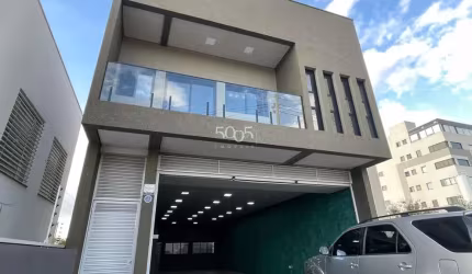 Imóvel comercial e residencial para locação no Bairro Itu Novo Centro, com 277m² de área construída, em um terreno de 200m².