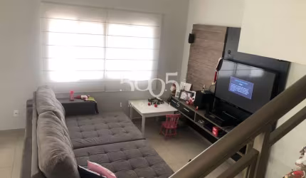 Casa sobrado à venda no Cond. Village Bella Vista em Itu, 3 suítes, área gourmet, 170m² de área construída e 230m² de terreno