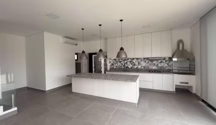 Imóvel à venda no Condomínio Saint Paul em Itu, com 346m² de área útil e 360m² de área total.