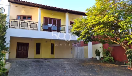 Casa em condomínio sobrado à venda no condomínio Portal de Itu I com 4 suítes, 400m² de área construída