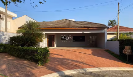 Casa em condomínio térrea à venda no condomínio Portal de Itu II com 3 suítes, 400m² de área total