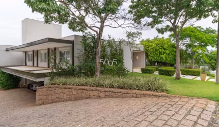 Casa em condomínio à venda no Condomínio Plaza Athenée, 4 suítes, 850m² construídos em 4 terrenos
