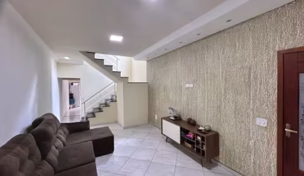 Lindo sobrado a venda com 03 dormitórios localizado na Vila Suissa em Mogi das Cruzes
