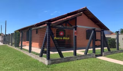 A Sua Casa Na Praia De Esquina Bem Localizada Esta Aqui!!!