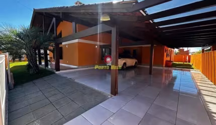 Casa com 5 quartos à venda no Arpoador, Xangri-Lá  por R$ 1.800.000