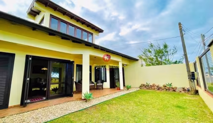 Casa com 4 quartos à venda no Atlântida Sul (Distrito), Osório  por R$ 850.000