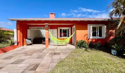 Casa com 3 quartos à venda em Rainha do Mar, Xangri-Lá , 140 m2 por R$ 650.000
