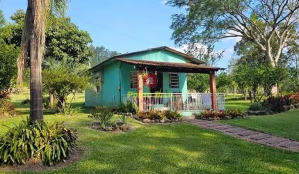 Casa com 3 quartos à venda no Centro, Sapiranga  por R$ 800.000