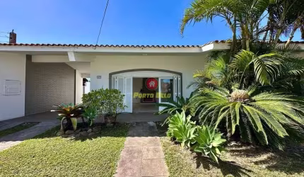 Casa com 6 quartos à venda no Atlântida, Xangri-Lá , 223 m2 por R$ 990.000