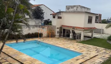Casa em Condomínio no bairro Cordeirinho, em Maricá/RJ
