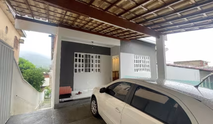 Casa à venda no Bairro São Paulo, Governador Valadares - MG