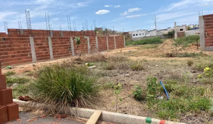 Lote à venda no Bairro Parque Olimpico 2