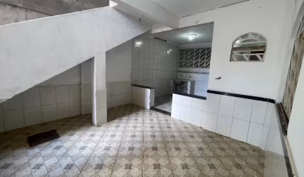 Casa à venda no Bairro Novo Horizonte, Governador Valadares - MG