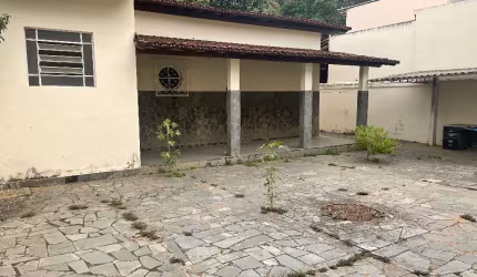 Casa à venda no Bairro Ilha dos Araújos, Governador Valadares – MG