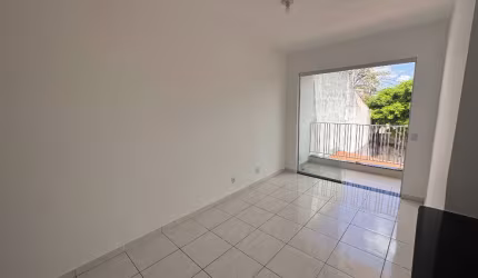 Apartamento à venda no Bairro Caravelas, Governador Valadares - MG
