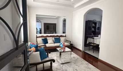 Casa à venda no Bairro Grã-Duquesa, Governador Valadares – MG