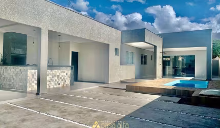 Casa com suite e piscina Bal Grajau