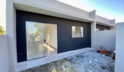 Casa com 02 quartos no Balneario Primavera