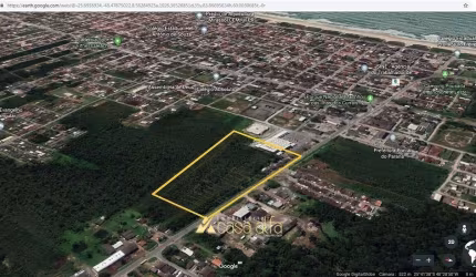 Terreno Comercial em Praia de Leste