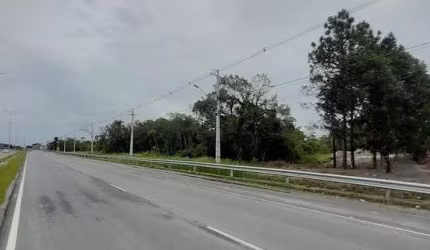 Terreno em ótima localização.