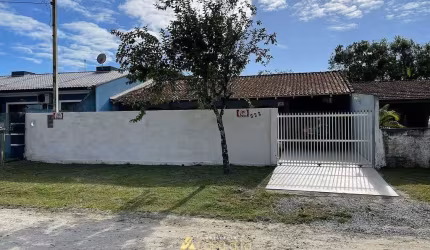 Casa com piscina Balneario Solymar
