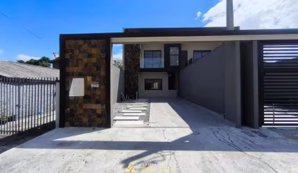 Sobrado com piscina no Riviera Matinhos