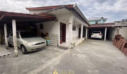 Casa a venda sozinha no quintal 03 suítes