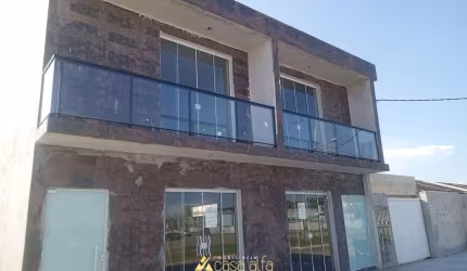 Sobrado com Ponto Comercial a 500 metros do mar