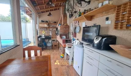 Casa com piscina 5 dormitorios