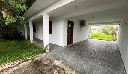 Casa com terreno no Riviera em Matinhos