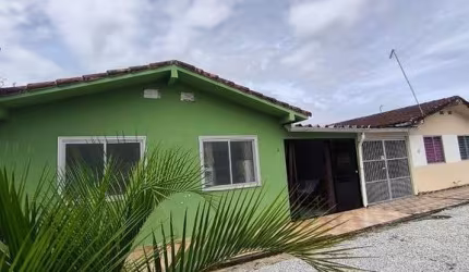 Casa a venda em Condomínio Fechado Matinhos