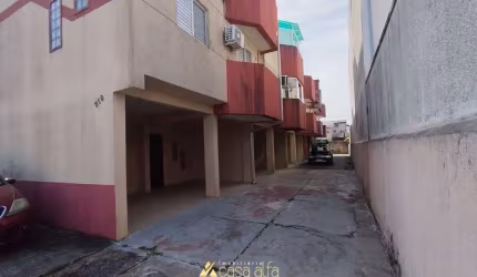Tiplex proximo ao mar Praia de Leste