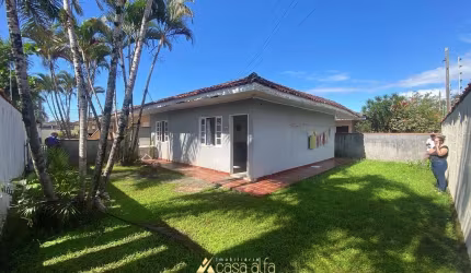 Casa em condominio com quintal privativo