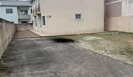 Apartamento com Churrasqueira em Matinhos