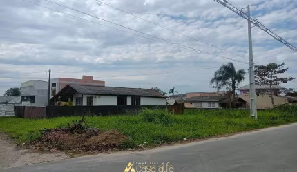 Terreno de esquina faixa mar em Pontal do Parana