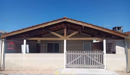 Casa em condomínio fechado Balneário Costa Azul