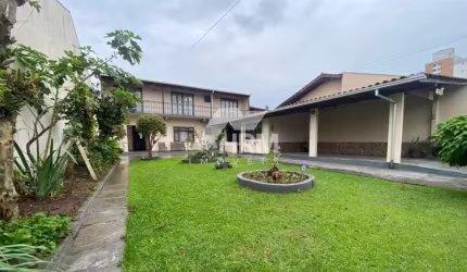 CASA DUPLEX A VENDANA VILA SÃO JUDAS - ITAJAÍ SC.