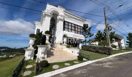 Casa a Venda em Camboriú