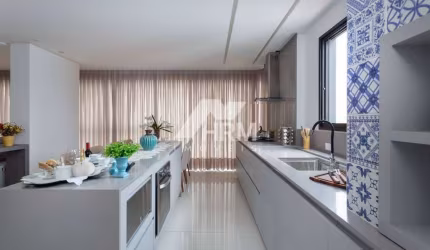 Apartamento 03 dormitórios, Mobiliado,  Centro de Balneário Camboriú-SC