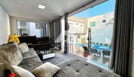 Casa com 4 quartos  em Itajaí-SC