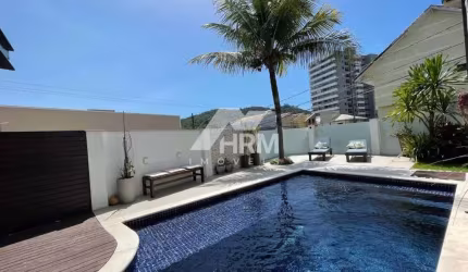 Casa com 3 dormitórios em Itajaí