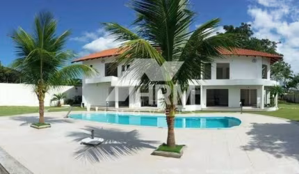 Casa em Camboriú, com 8 dormitórios com piscina