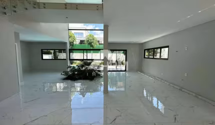 Casa de Condomínio com 5 quartos, Barra - Balneário Camboriú