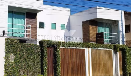 Casa com 3 quartos à Venda, Centro - Balneário Camboriú