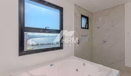 Apartamento de 4 suítes no bairro Perequê, em Porto Belo