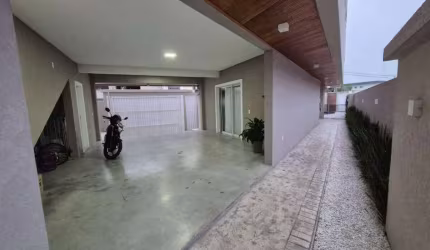 Bela casa, no centro de camboriú. para | Centro, Camboriú, Santa Catarina