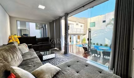 Casa com 4 quartos em itajaí-sc para | Ressacada, Itajaí, Santa Catarina