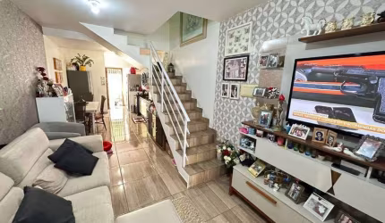 ótima casa estilo sobrado. região livre de alagamento. para | Areias, Camboriú, Santa Catarina