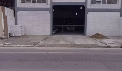 Galpão com mezanino em uma das principais ruas do bairro municípios com acesso fácil a camboriú e para | Municípios, Balneário Camboriú, Santa Catarina